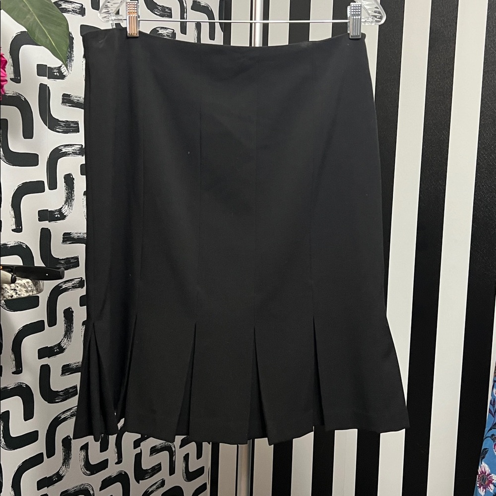 #405 new direction pleated black midi ski skirt